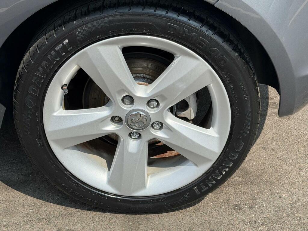 Vauxhall Meriva Meriva Tech Line White #49