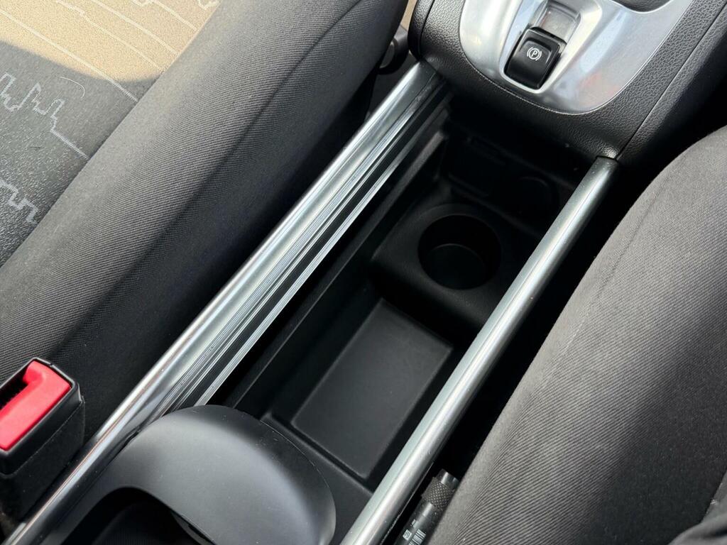 Vauxhall Meriva Meriva Tech Line White #42