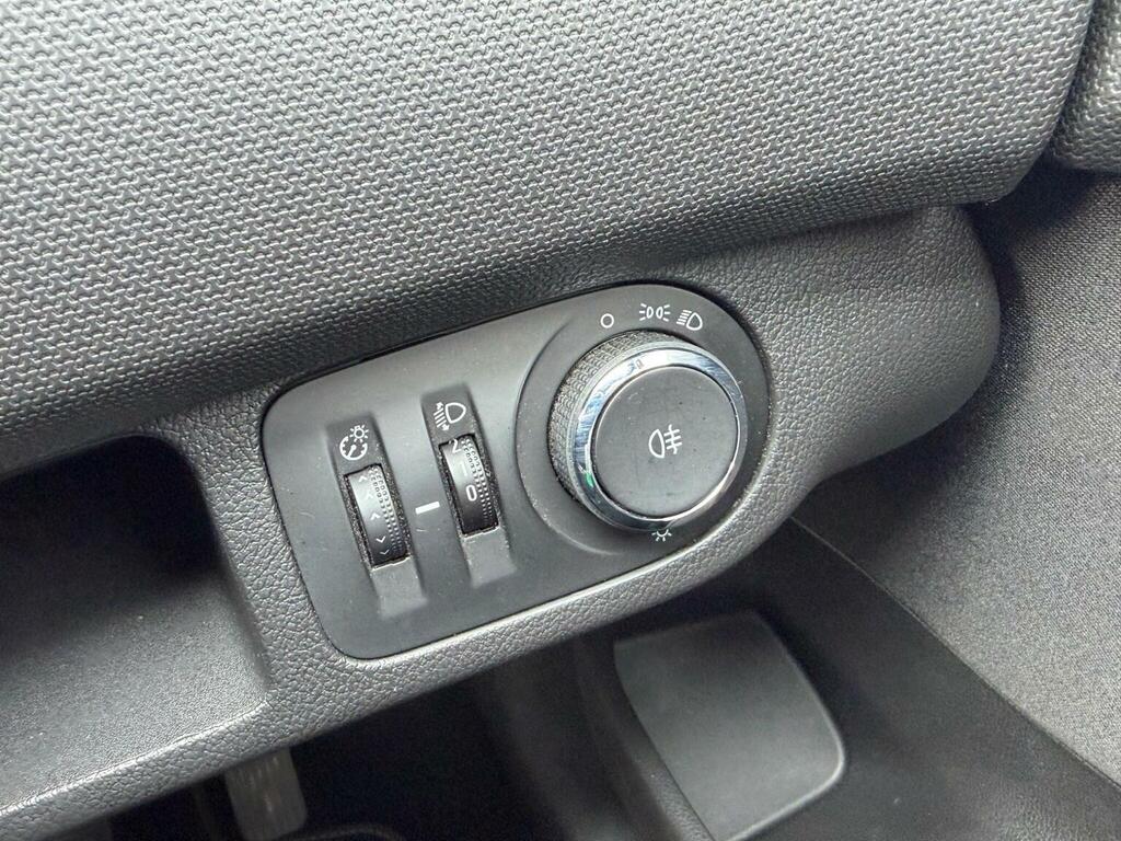 Vauxhall Meriva Meriva Tech Line White #43