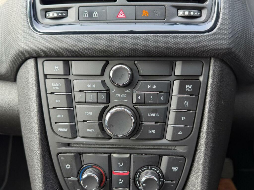 Vauxhall Meriva Meriva Tech Line White #39