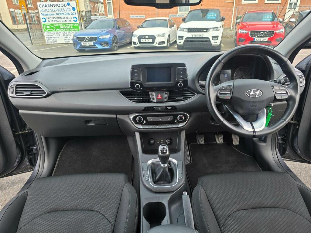 Hyundai I30 1.0 T-gdi Blue Drive Se Euro 6 Ss Grey #2