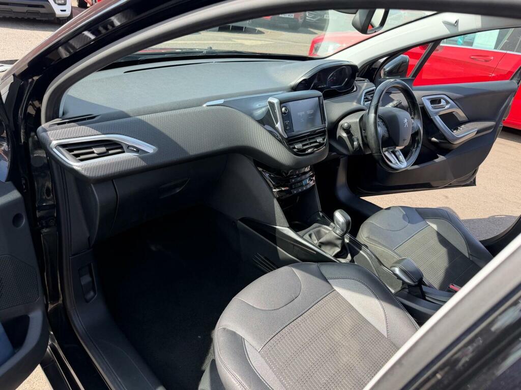 Peugeot 2008 Suv 1.2 Puretech Active 201717 White #15