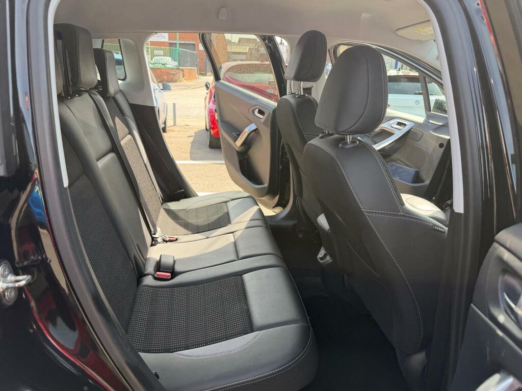 Peugeot 2008 Suv 1.2 Puretech Active 201717 White #20