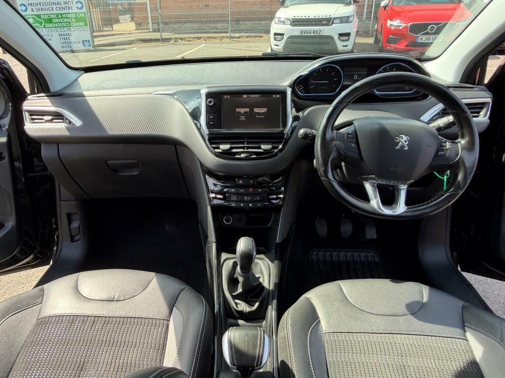 Peugeot 2008 1.2 Puretech Allure Euro 6 Black #2