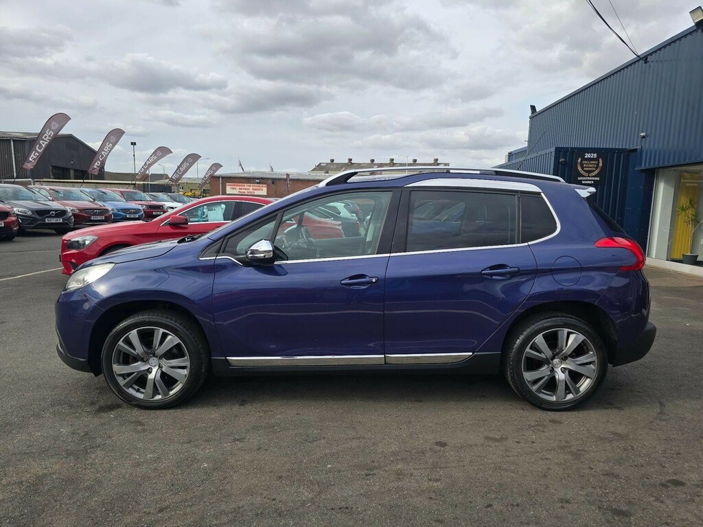 Peugeot 2008 1.2 Vti White #8