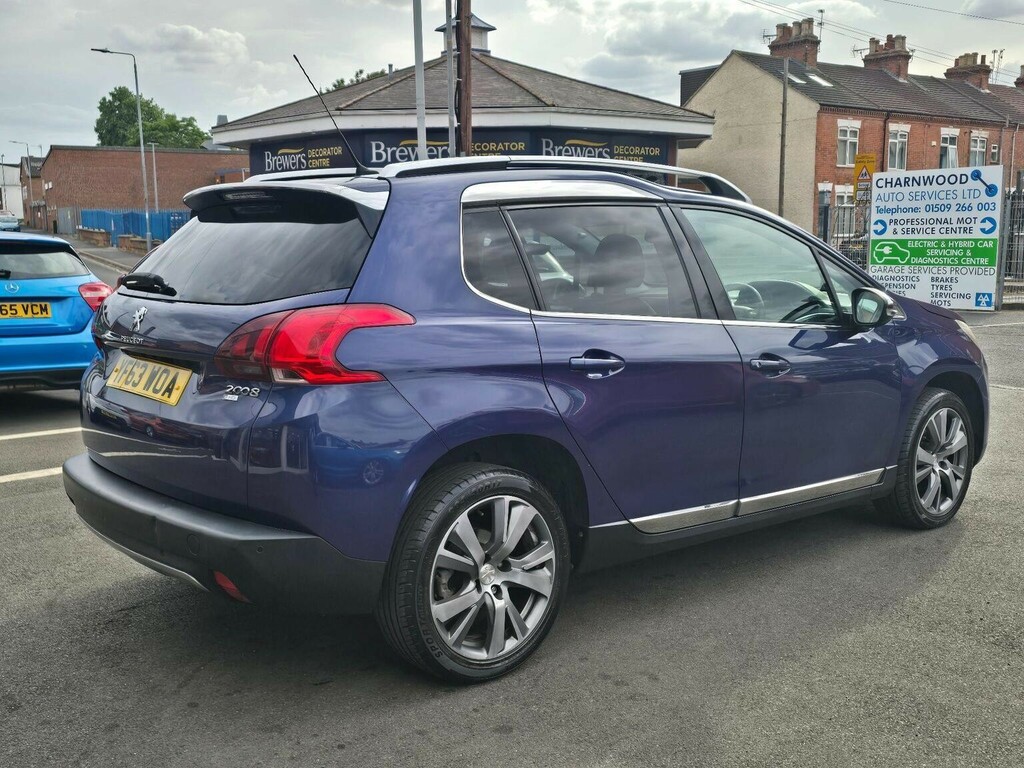 Peugeot 2008 1.2 Vti White #11