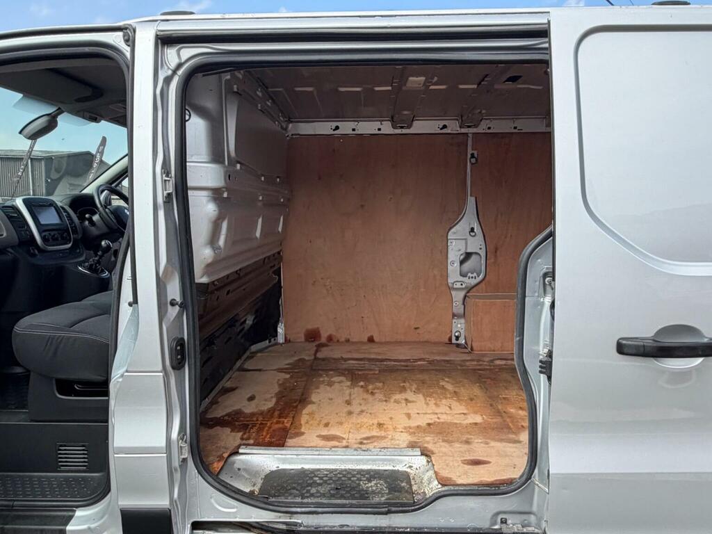 Renault Trafic 1.6 Ll29 Sport Dci Silver #19