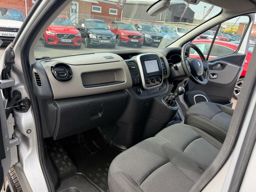 Renault Trafic 1.6 Ll29 Sport Dci Silver #15