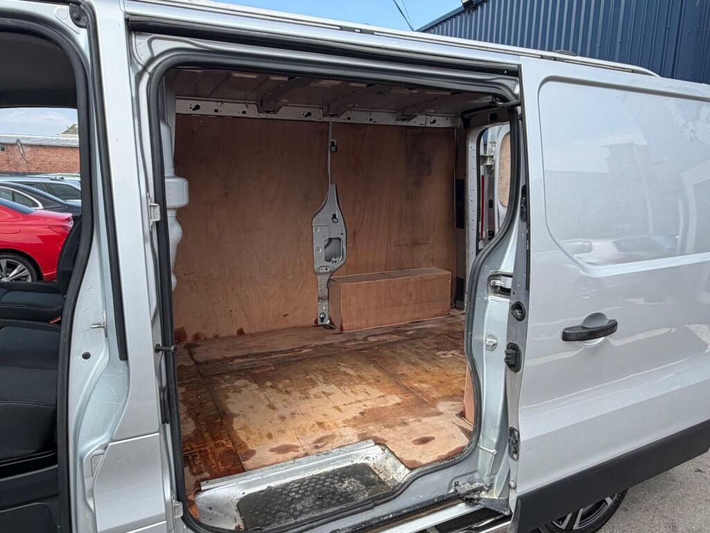 Renault Trafic 1.6 Ll29 Sport Dci Silver #20