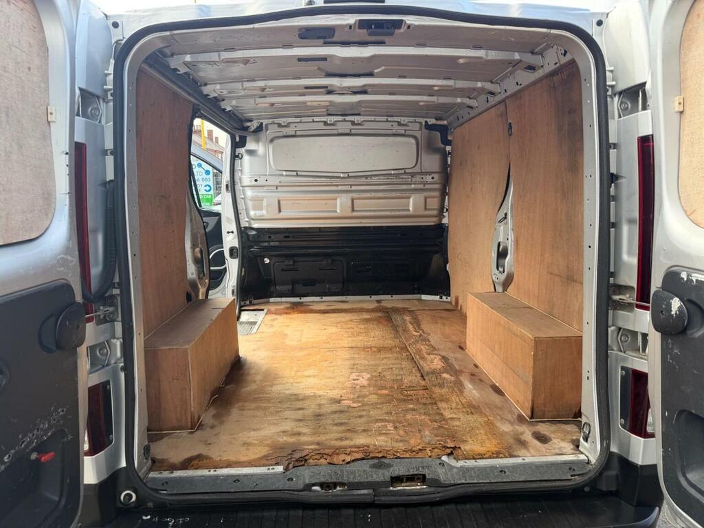 Renault Trafic Panel Van 1.6 Dci 27 Sport Swb Standard Roof Euro Silver #3