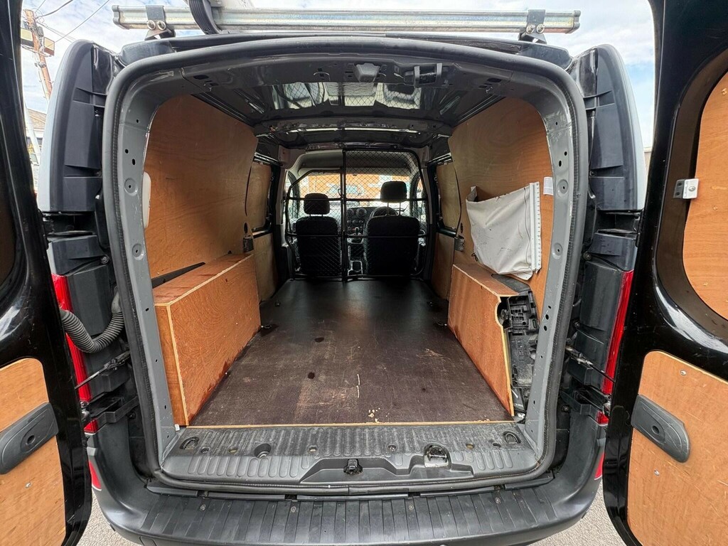 Mercedes-Benz CITAN  White #9