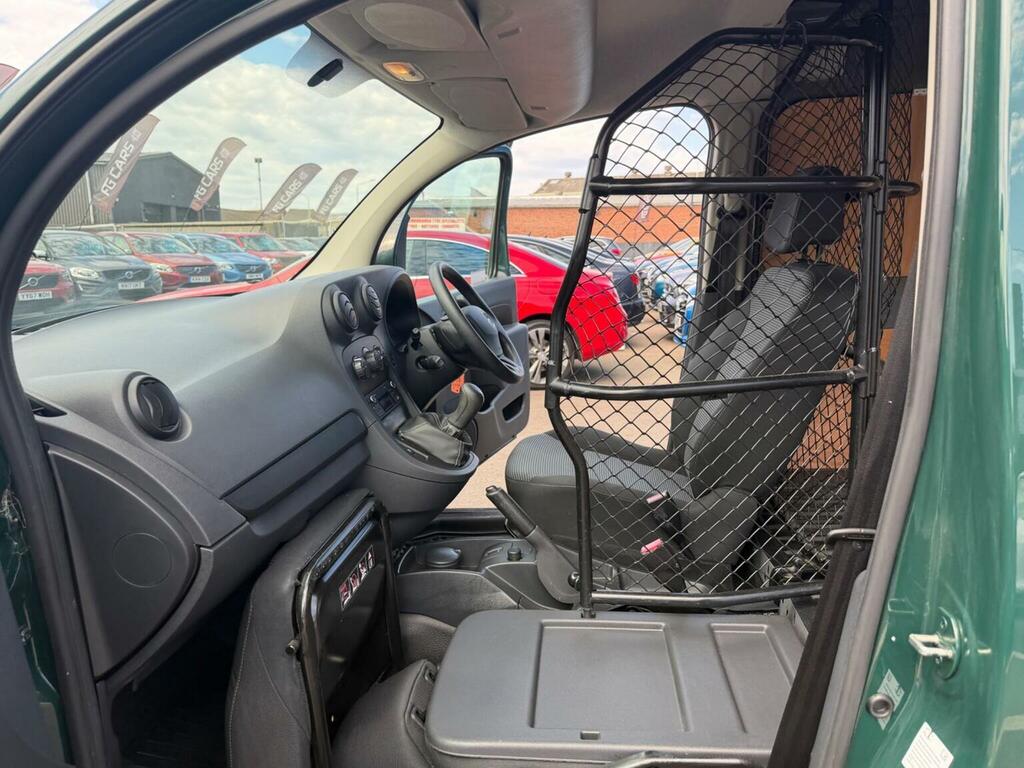 Mercedes-Benz CITAN 1.5L Null Red #9