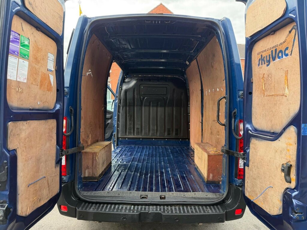 Nissan NV400 2.3 Dci 35 Tekna Fwd L2 H2 Euro 6 Blue #3