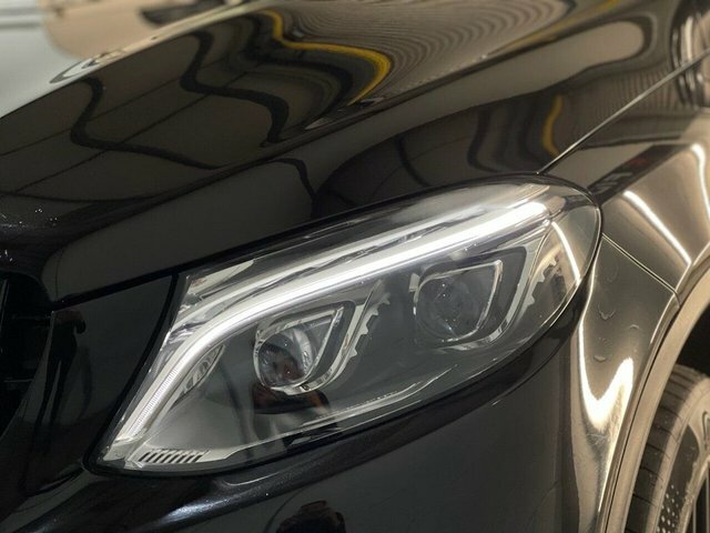 Mercedes-Benz GLE Class Suv  #7