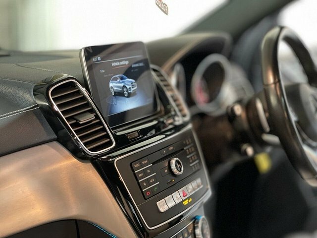 Mercedes-Benz GLE Class Suv  #58