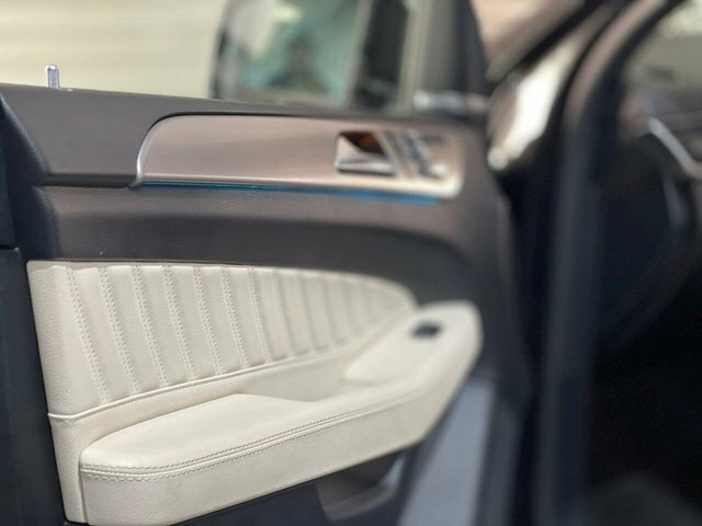Mercedes-Benz GLE Class Suv  #52