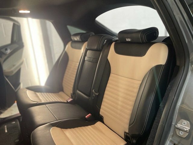 Mercedes-Benz GLE Class Suv White #40