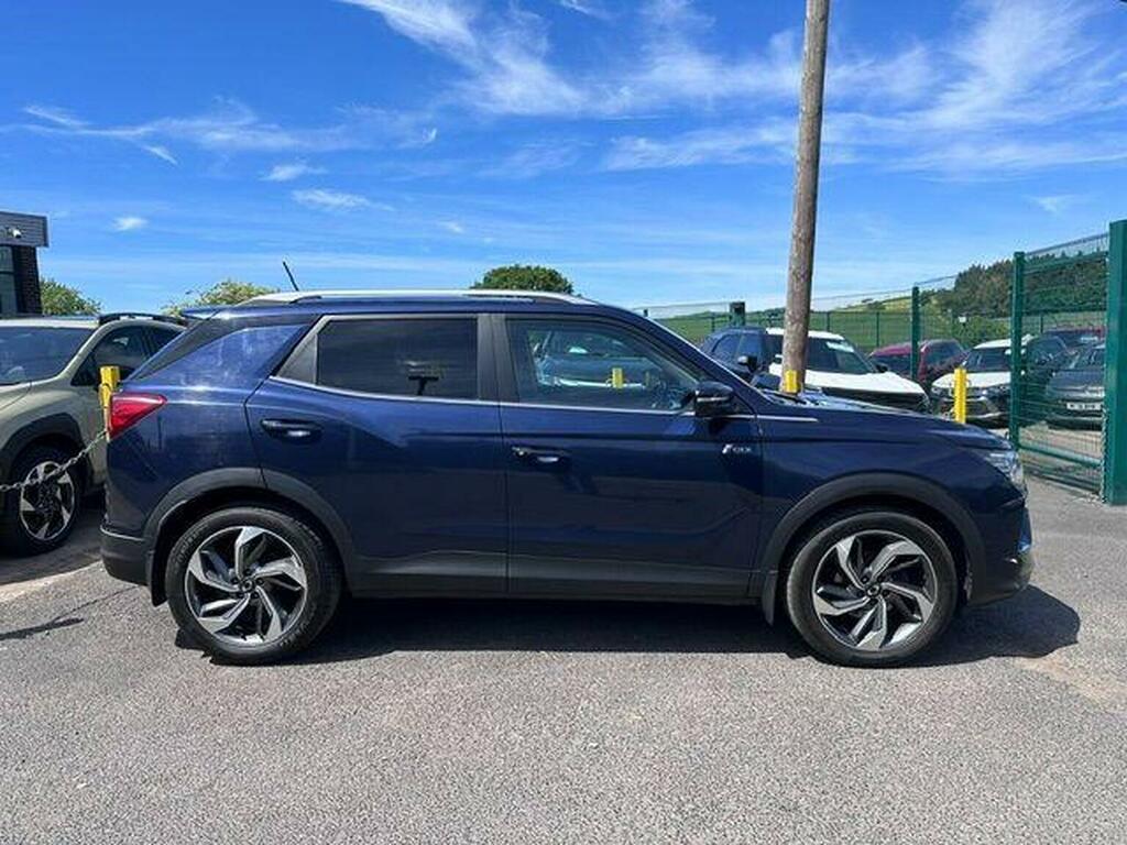 SsangYong Korando 2.2D Le Suv Euro 6 178 Ps Black #12