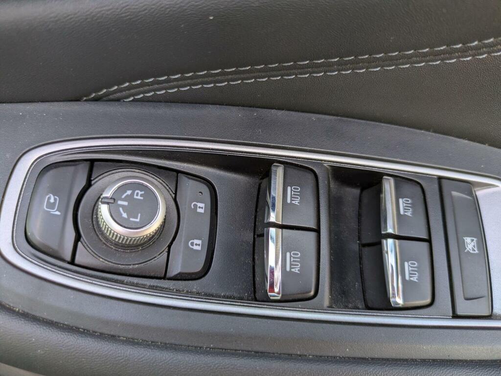 Subaru Outback 2.5L Touring Black #29