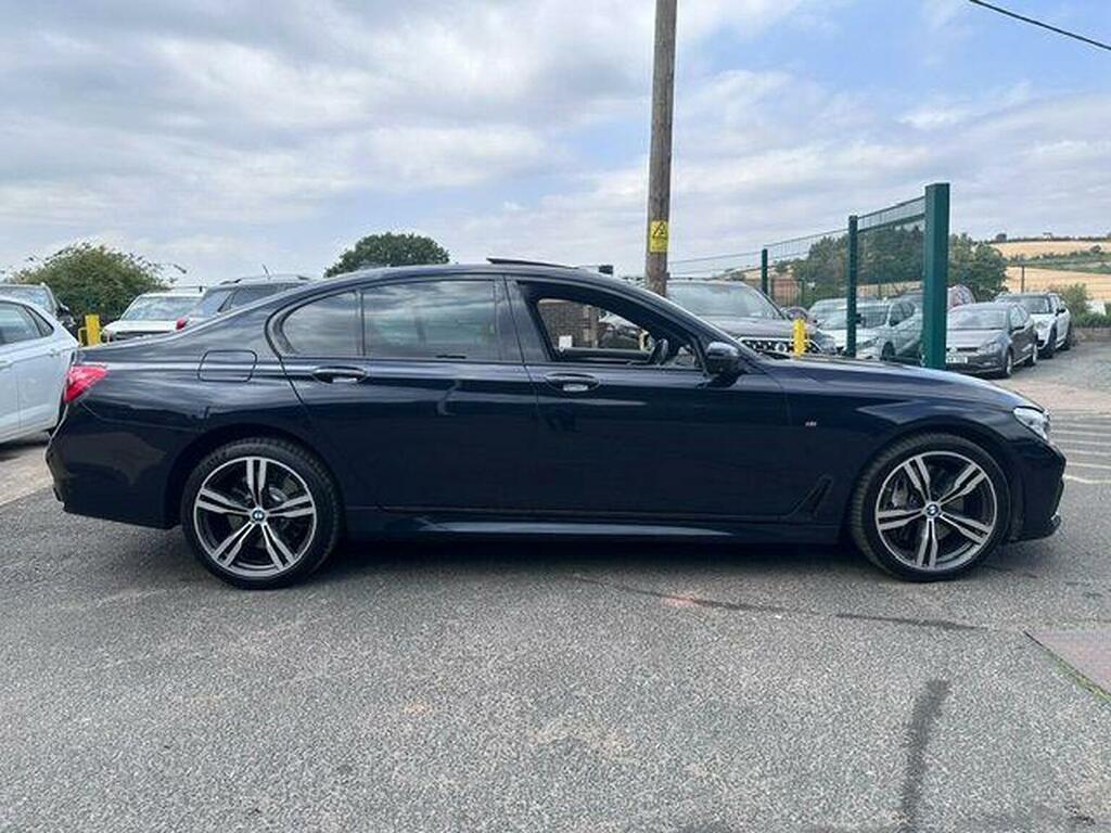 BMW 7 Series 730D M Sport Black #24