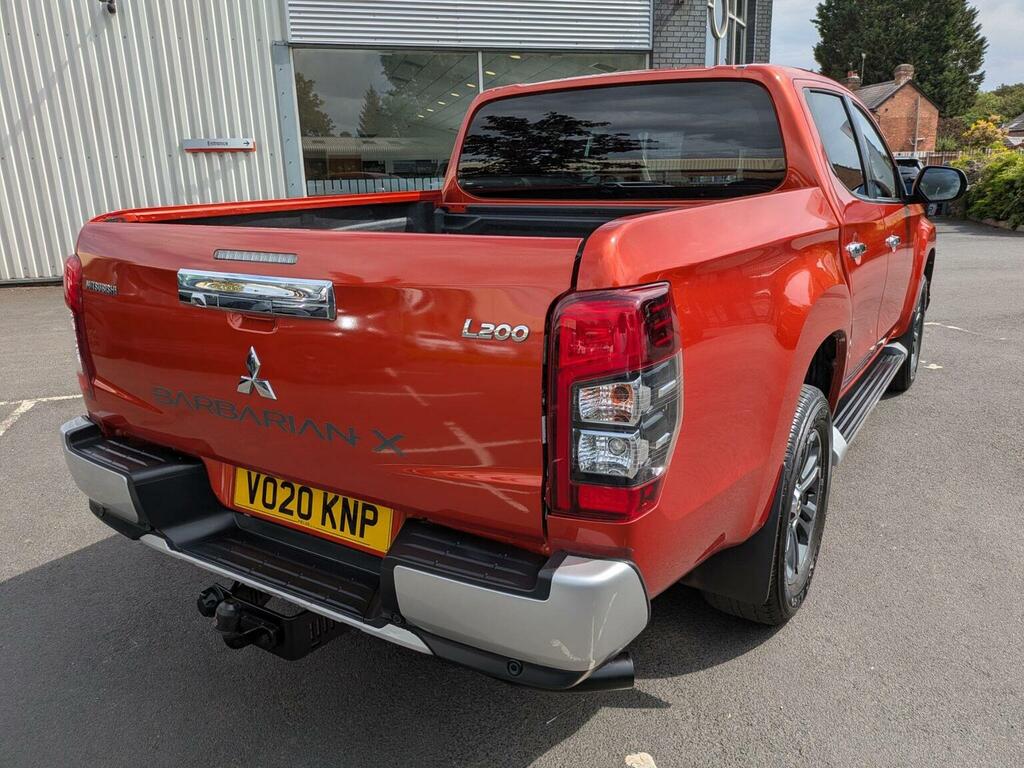 Mitsubishi L200 2.2 Di-d Dc Barbarian X 4Wd Euro 6 Ss Orange #6