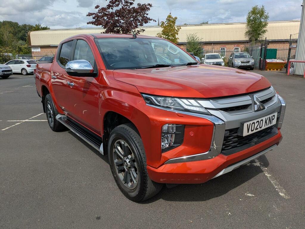 Mitsubishi L200 2.2 Di-d Dc Barbarian X 4Wd Euro 6 Ss Orange