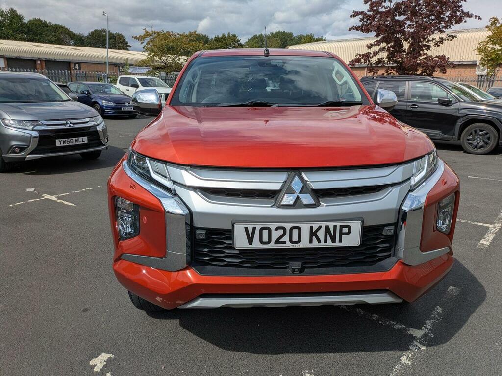 Mitsubishi L200 2.2 Di-d Dc Barbarian X 4Wd Euro 6 Ss Orange #2
