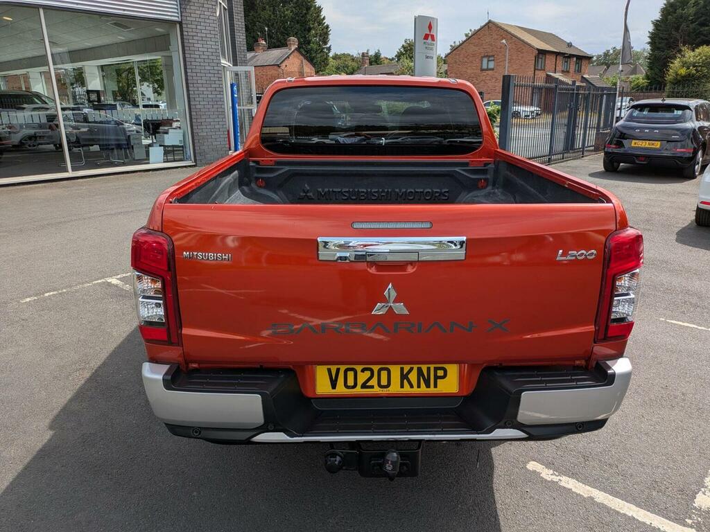 Mitsubishi L200 2.2 Di-d Dc Barbarian X 4Wd Euro 6 Ss Orange #5