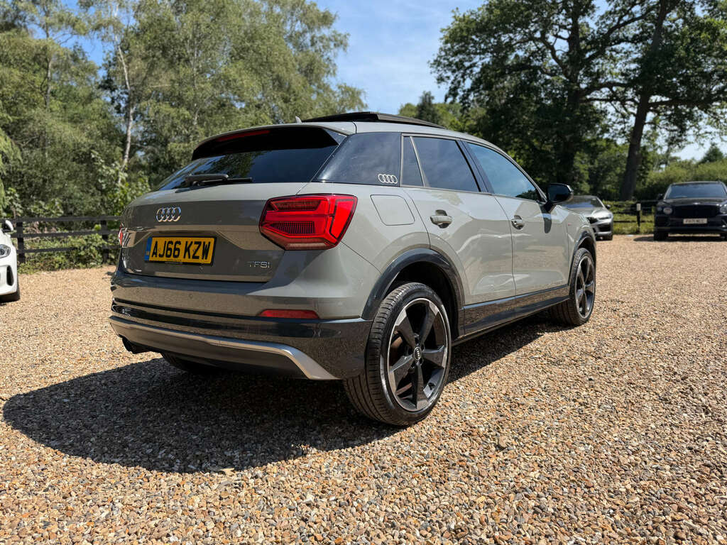 Audi Q2 1.4 Tfsi Cod Edition 1 Suv S Tronic Eur Grey #3