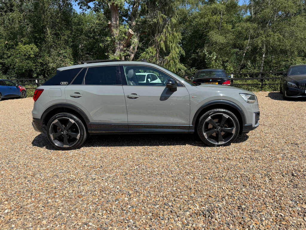 Audi Q2 1.4 Tfsi Cod Edition 1 Suv S Tronic Eur Grey #4