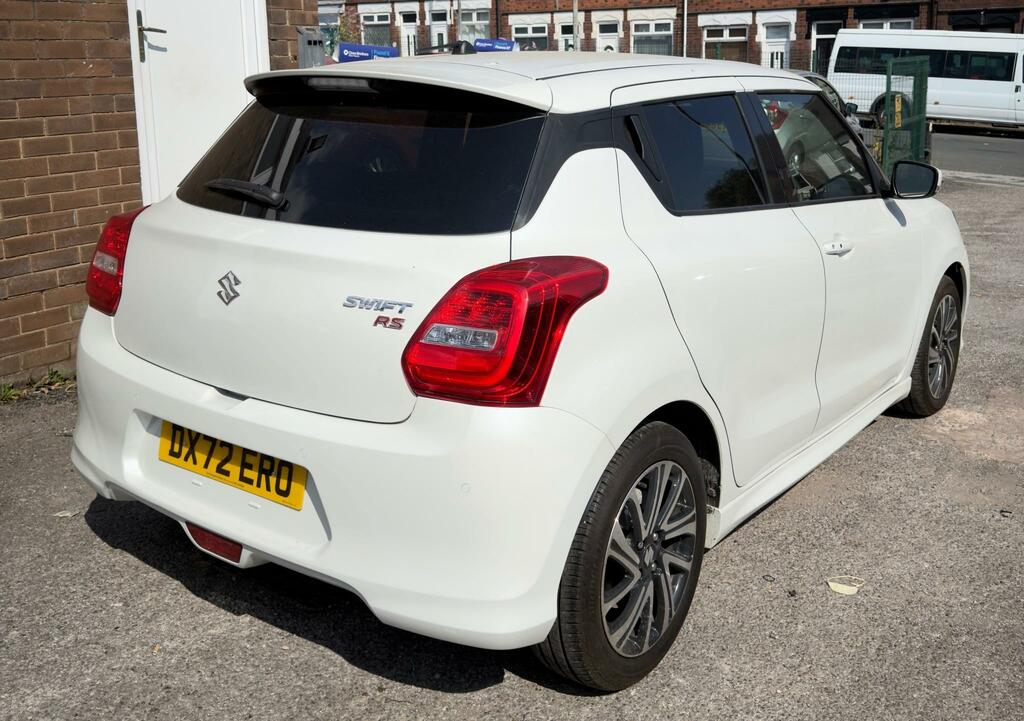 Suzuki Swift 1.2 Rs Limited Edition Hatchback White #5