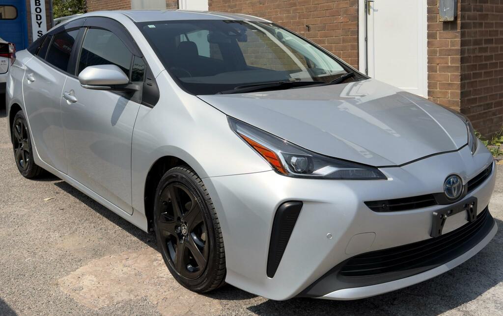 Toyota Prius 1.8 Vvt-h T4 Hatchback Hybrid Cvt Euro Silver #4