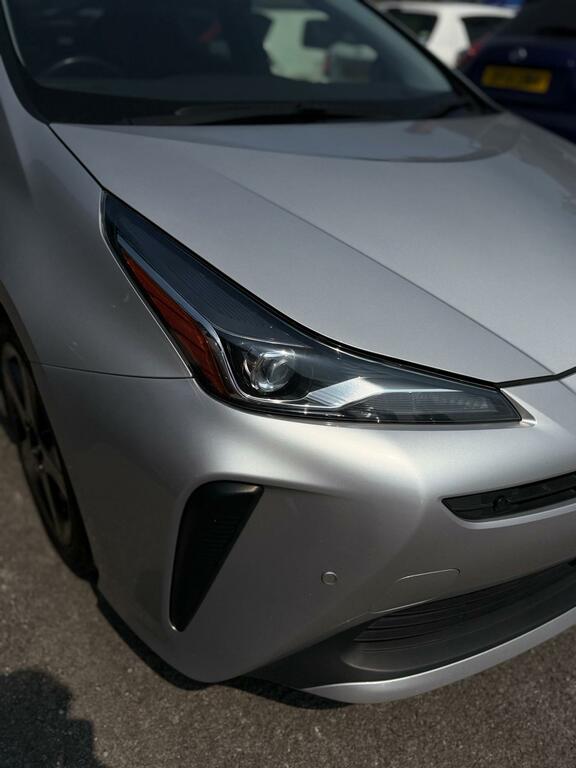 Toyota Prius Excel #22