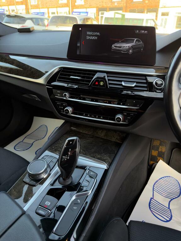 BMW 5 Series 530E M Sport Plus Pack White #20