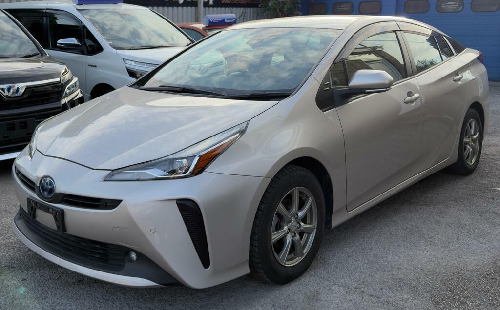 Toyota Prius 1.8 Vvt-h T4 Hatchback Hybrid Cvt Euro Beige #3