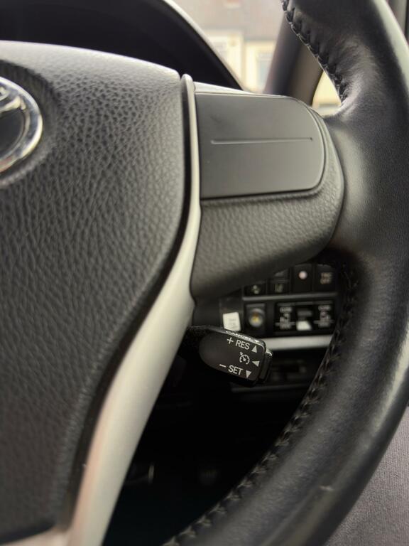 Toyota Voxy Eletricdoor7seathybrid2keysrcamnav White #19