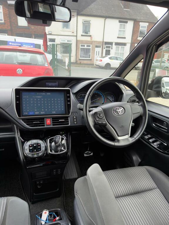 Toyota Voxy Eletricdoor7seathybrid2keysrcamnav White #15