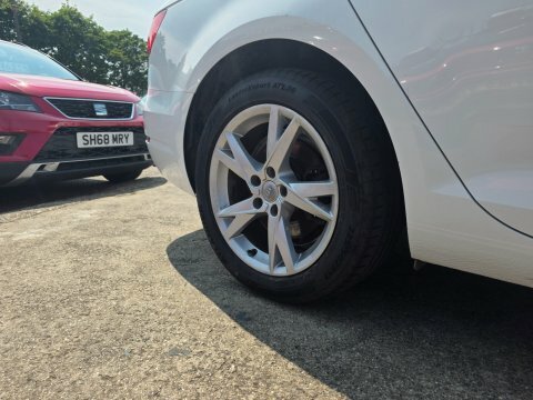 Audi A4 Tfsi Sport RO16GXU White #4