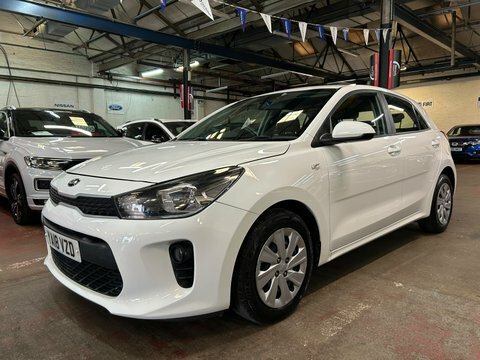 Kia RIO 1 YA18VZD White #3
