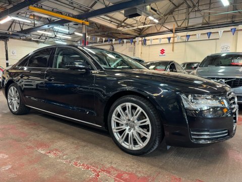 Audi A8 3.0 Tdi V6 Sport Executive Tiptronic Quattro Black #4