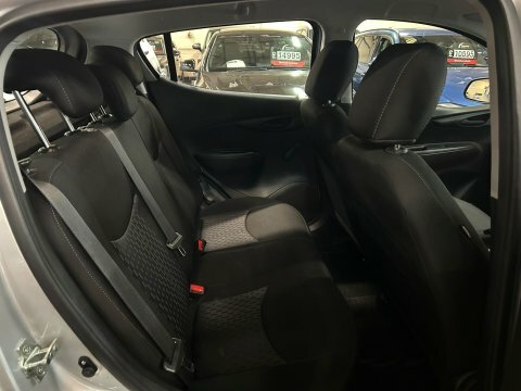 Vauxhall Viva Hatchback White #27