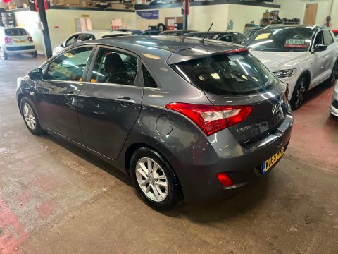 Hyundai I30 Crdi Se Blue WD65HMG Grey #4