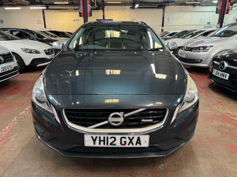 Volvo V60 Drive R-design S Grey #2