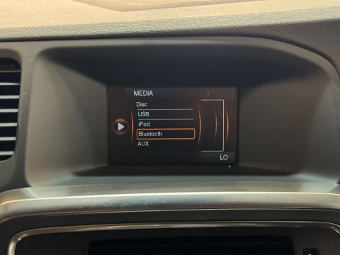 Volvo V60 Silver #34