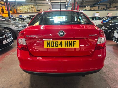 Skoda Rapid Elegance Tsi Red #6