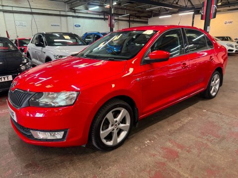 Skoda Rapid Elegance Tsi Red #3