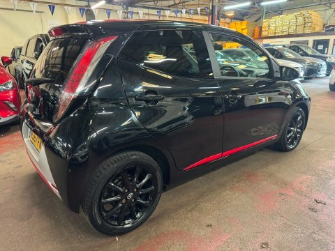 Toyota Aygo Vvt-i X-press Black #6