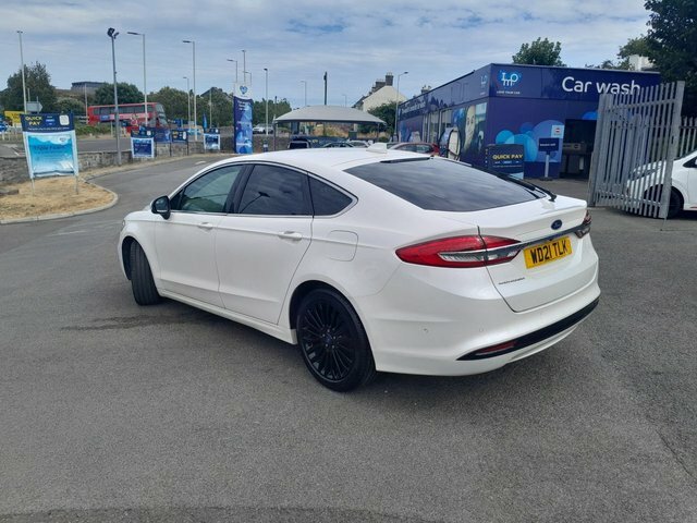 Ford Mondeo 2021 2.0 Ecoblue Titanium Edition Hatchback Di WD21TLK White #4