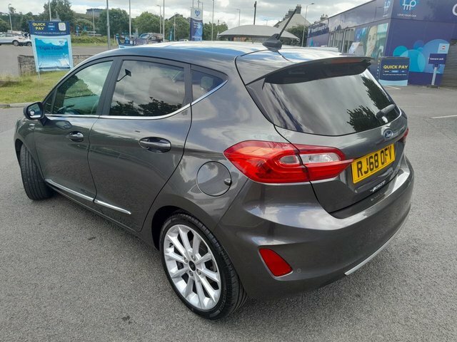 Ford Fiesta 2018 1.5 Tdci Vignale Hatchback RJ68OFV Grey #4