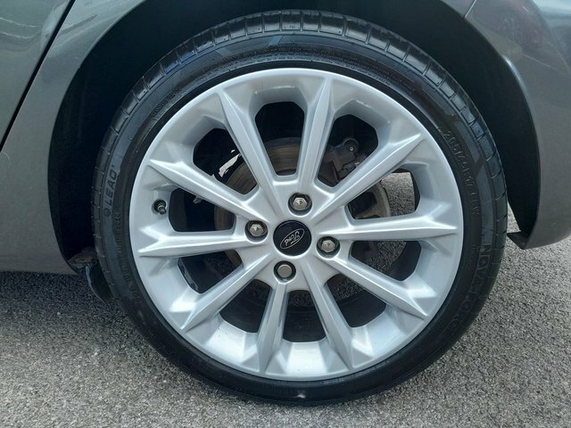 Ford Fiesta 2018 1.5 Tdci Vignale Hatchback RJ68OFV Grey #5